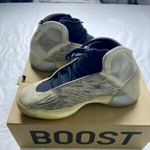Adidas Yeezy Yzy QNTM Mist Slate Cream Men Size 9